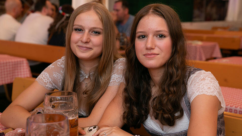 Die Partybilder vom Donnerstag, 14. August, aus dem Festzelt Greindl. Die Partybilder vom Donnerstag, 14. August, aus dem Festzelt Greindl.