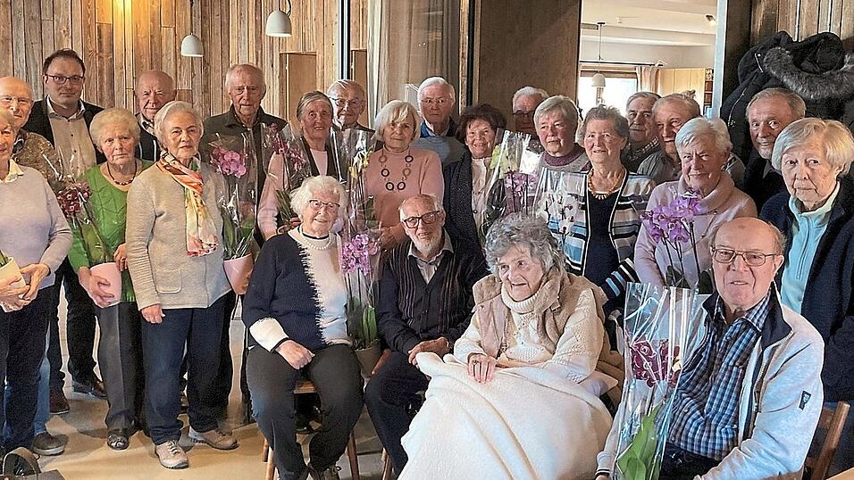 Acht Paare feiern in der Wasserwirtschaft ihre Diamantene Hochzeit nach, vier sogar ihre Eiserne.