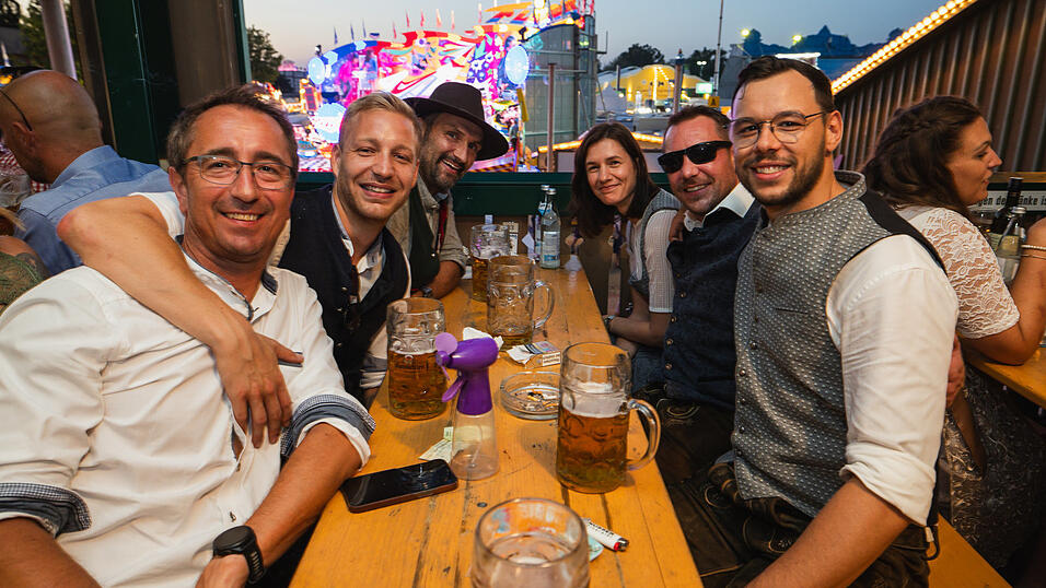 Die Partybilder vom Donnerstag, 15. August, aus dem Festzelt Nothaft. Die Partybilder vom Donnerstag, 15. August, aus dem Festzelt Nothaft.