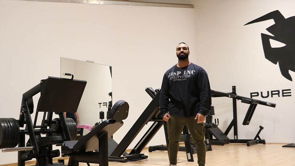Karim Ali ist Gesch&auml;ftsf&uuml;hrer im Ergoldinger Gym80. Nach eigener Aussage konnte er seine Mitgliederzahlen w&auml;hrend Corona stabil halten.