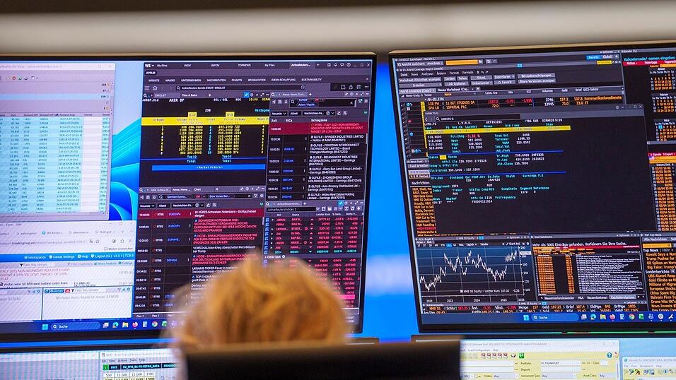 Börse Frankfurt: Unternehmen kaufen so viele Aktien zurück wie nie zuvor (Archivbild) Börse Frankfurt: Unternehmen kaufen so viele Aktien zurück wie nie zuvor (Archivbild)