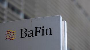 Die Finanzaufsicht Bafin will Kleinanleger vor Verlusten mit Turbo-Zertifikaten schützen (Symbolbild)