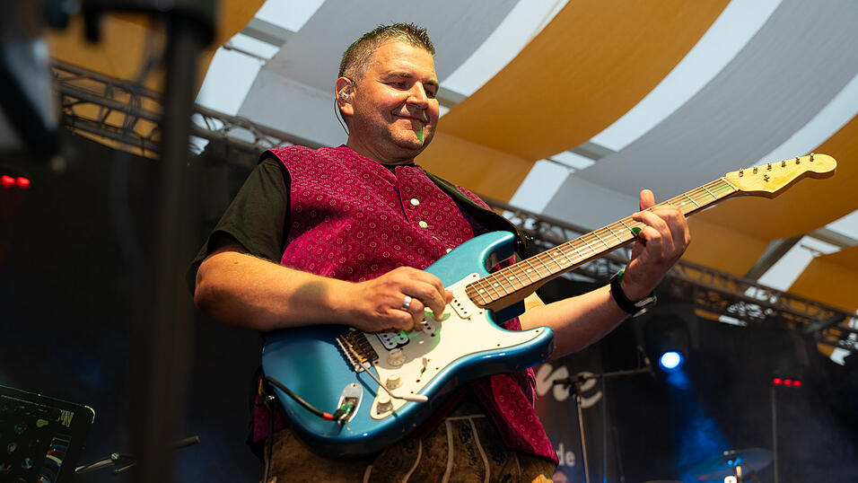 Die Partybilder vom Donnerstag, 17. August 2023, aus dem Festzelt Nothaft. Die Partybilder vom Donnerstag, 17. August 2023, aus dem Festzelt Nothaft.