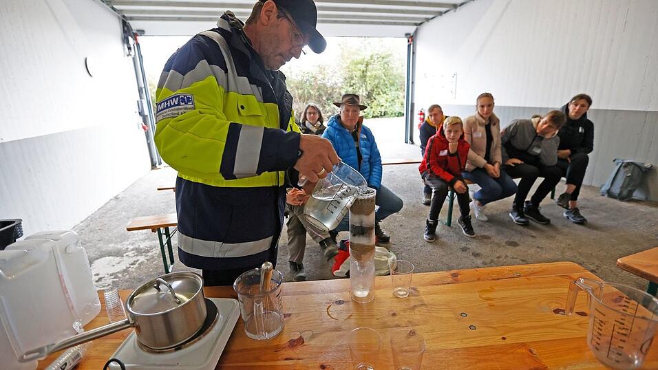 Kenntnisse für einfache Selbsthilfe-Tricks können über Krisenzeiten helfen. (Archivfoto) Kenntnisse für einfache Selbsthilfe-Tricks können über Krisenzeiten helfen. (Archivfoto)