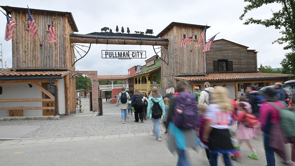 Western-Fans zieht es nach Pullman City in Niederbayern. (Archivbild)