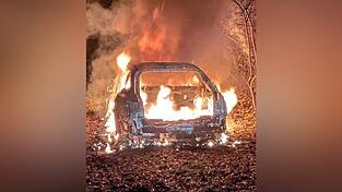 Im November 2025 brannte der gemietete Audi vollständig aus. Im November 2025 brannte der gemietete Audi vollständig aus.
