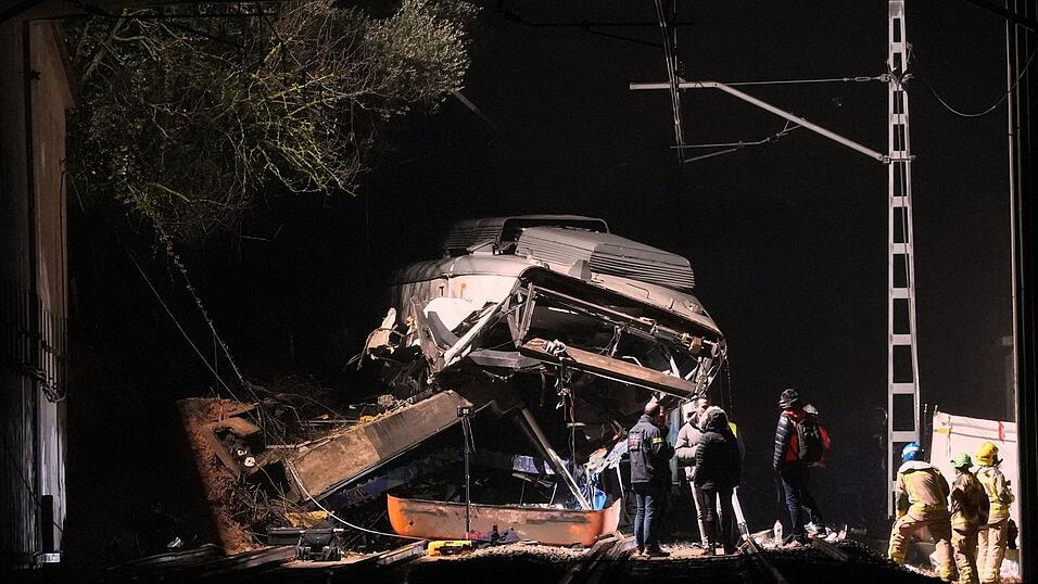 Bei dem Ungl&uuml;ck in Barcelona starb einer der Lokf&uuml;hrer.
