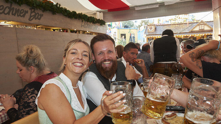Die Partybilder vom Samstag, 16. August, aus dem Festzelt Lechner. Die Partybilder vom Samstag, 16. August, aus dem Festzelt Lechner.