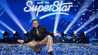 Endlich geschafft: Menowin Fr&ouml;hlich holt sich nach 16 Jahren die &laquo;DSDS&raquo;-Krone.