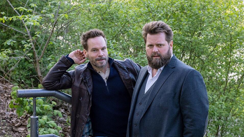 In der Krimi-Serie des ZDF spielt Wanja Mues (links) den Privatdetektiv Leo Oswald, Antoine Monot spielt den Rechtsanwalt Benni Hornberg. (Archivbild) In der Krimi-Serie des ZDF spielt Wanja Mues (links) den Privatdetektiv Leo Oswald, Antoine Monot spielt den Rechtsanwalt Benni Hornberg. (Archivbild)