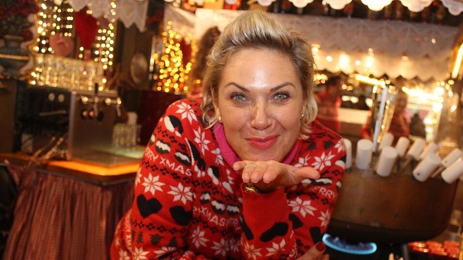 Es weihnachtet in Landshut. Am Donnerstag ist der Christkindlmarkt feierlich er&ouml;ffnet worden.