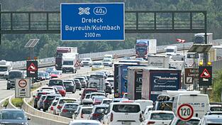 Auf Bayerns Autobahnen gab es 2025 mehr Stau. (Archivbild)
