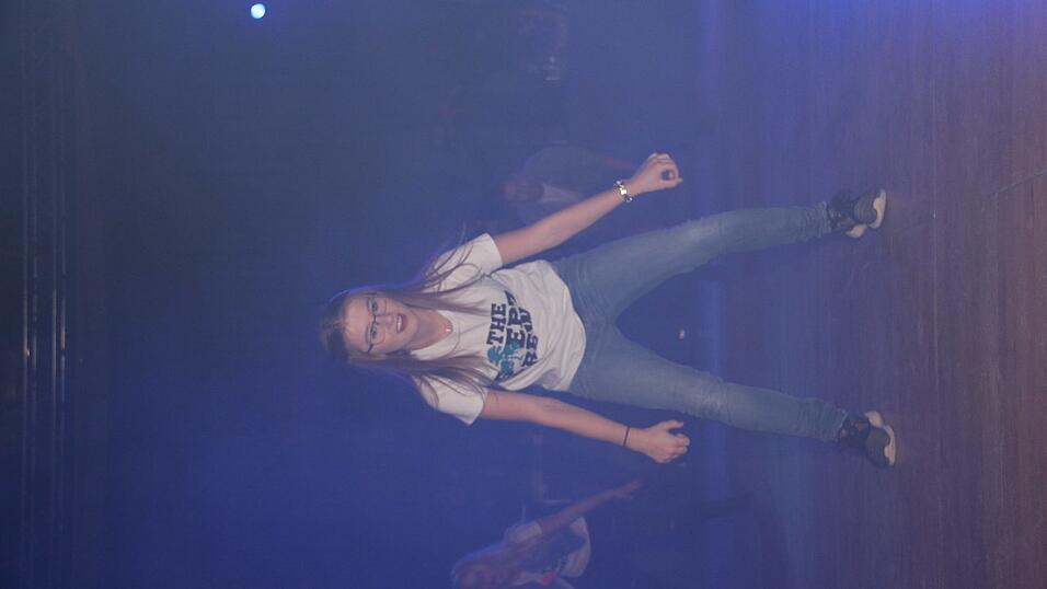 Die Bilder vom Abschlussball der Tanzschule Seidel in der Fraunhofer-Halle am 28. November. Die Bilder vom Abschlussball der Tanzschule Seidel in der Fraunhofer-Halle am 28. November.