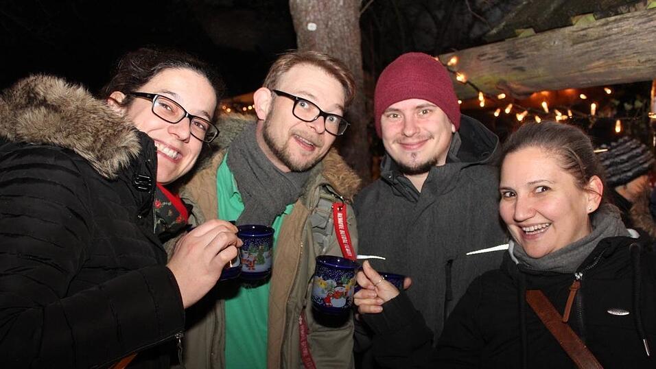 In Landshut lockten am Wochenende der Kunsthandwerkermarkt und die H&uuml;ttengaudi zahlreiche Besucher an.