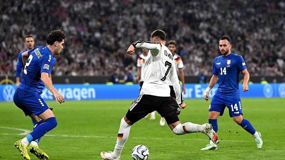 Das Tor immer im Visier: Said El Mala bei seinem Länderspiel-Debüt. Das Tor immer im Visier: Said El Mala bei seinem Länderspiel-Debüt.
