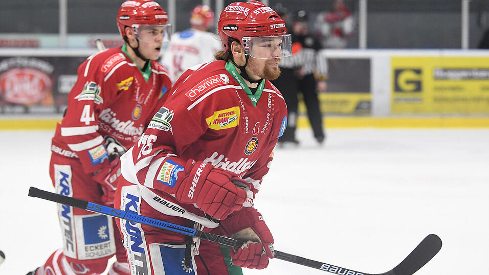 Der Deggendorfer SC hat das ostbayerische Derby bei den Eisbären Regensburg gewonnen. Der Deggendorfer SC hat das ostbayerische Derby bei den Eisbären Regensburg gewonnen.