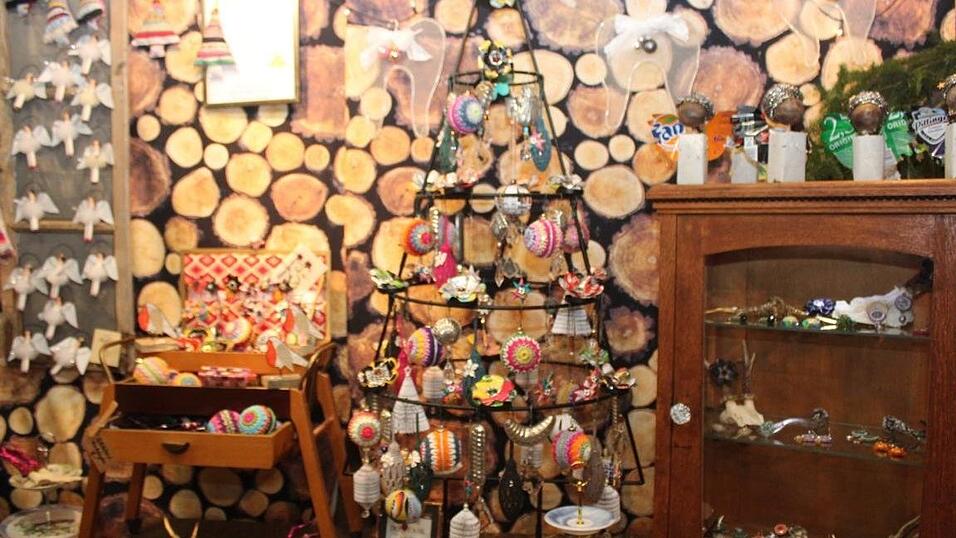 In Landshut lockten am Wochenende der Kunsthandwerkermarkt und die H&uuml;ttengaudi zahlreiche Besucher an.