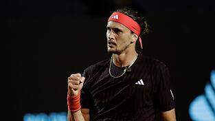 Zverev m&uuml;hte sich in der Hitze von Rio zum Auftaktsieg.
