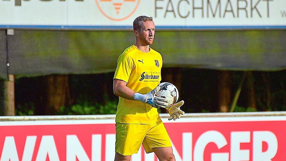 Kötztings Torwart Tobias Vogl war in Landshut bei beiden Gegentreffern machtlos.
