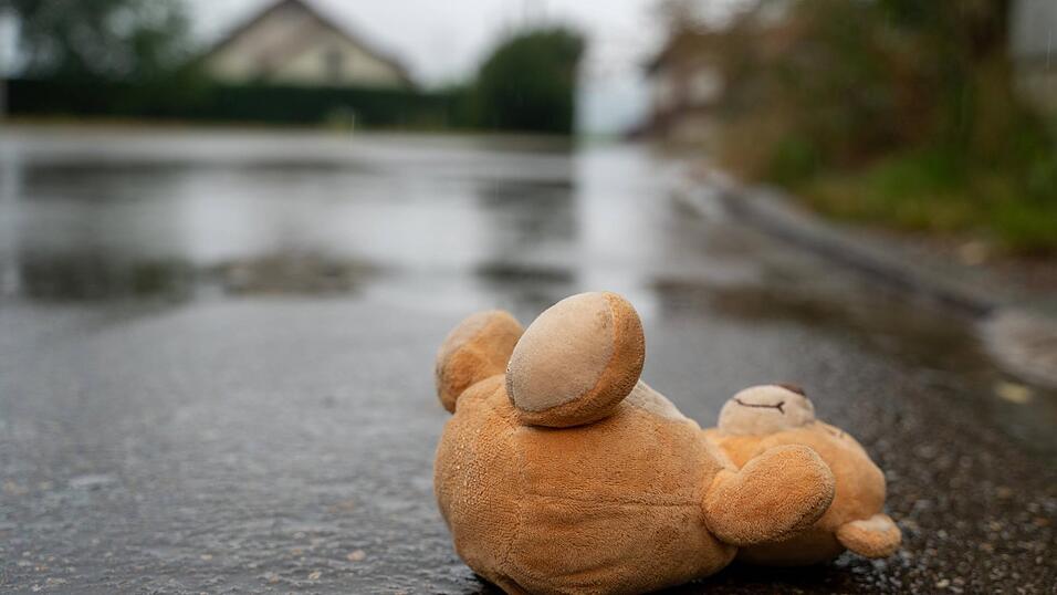 Das Gewalthilfegesetz regelt den Schutz und die Unterst&uuml;tzung f&uuml;r von Gewalt betroffene Personen, darunter insbesondere Frauen und Kinder, bundesweit. Ab 1. Januar 2027 &uuml;bernehmen die L&auml;nder die Finanzierung von Schutz- und Beratungsangeboten.