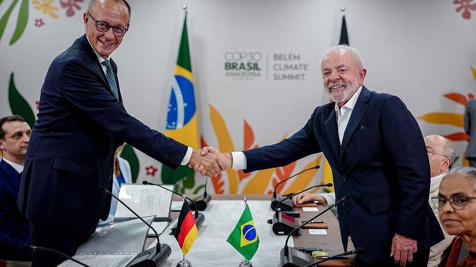 Nach seinen Äußerungen zur Stadt Belém wird Bundeskanzler Friedrich Merz beim G20 erneut mit dem brasilianischen Präsidenten Luiz Inácio Lula da Silva zusammentreffen. Nach seinen Äußerungen zur Stadt Belém wird Bundeskanzler Friedrich Merz beim G20 erneut mit dem brasilianischen Präsidenten Luiz Inácio Lula da Silva zusammentreffen.