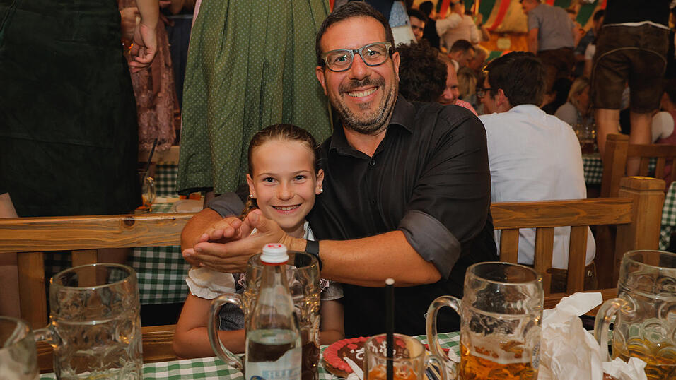Die Partybilder vom Samstag, 10. August 2024, aus dem Festzelt Weckmann. Die Partybilder vom Samstag, 10. August 2024, aus dem Festzelt Weckmann.