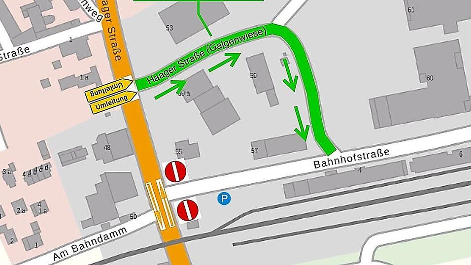 Geänderte Verkehrsführung am Bahnübergang auf der B 15 in Dorfen.