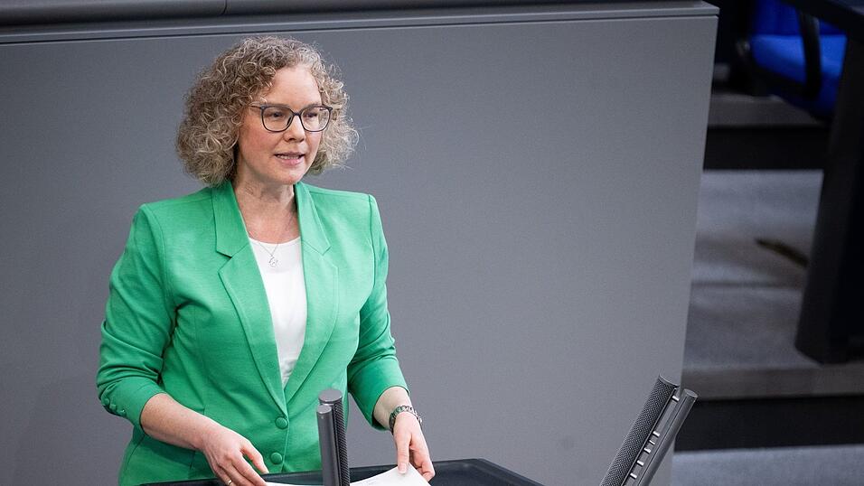 Grünen-Fraktionsvize Julia Verlinden kritisiert Wirtschaftsministerin Reiche. (Archivbild) Grünen-Fraktionsvize Julia Verlinden kritisiert Wirtschaftsministerin Reiche. (Archivbild)