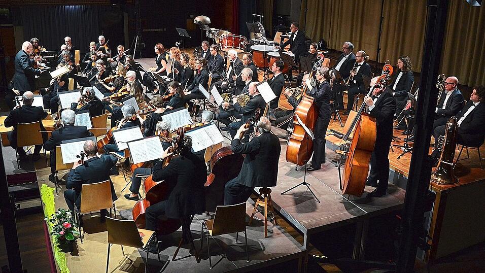 Das Kammerorchester Moosburg begeisterte mit dem Klassik-Konzert &bdquo;Klangmalereien&ldquo;.