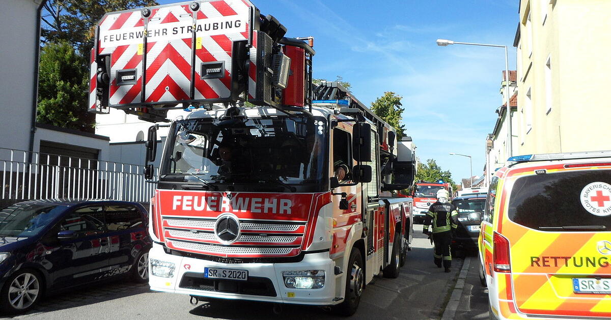 Essen angebrannt: großer Feuerwehreinsatz auf Straubings Donaugasse