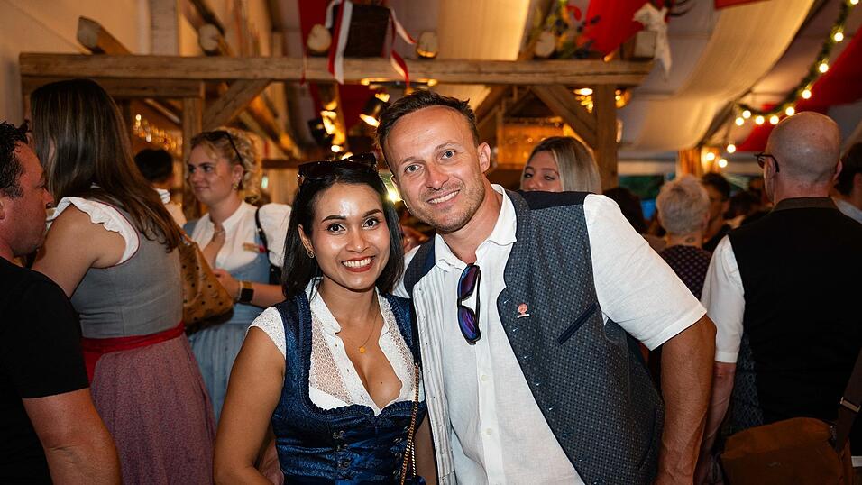 Die Partybilder vom Samstag, 15. August, aus dem Festzelt Greindl. Die Partybilder vom Samstag, 15. August, aus dem Festzelt Greindl.