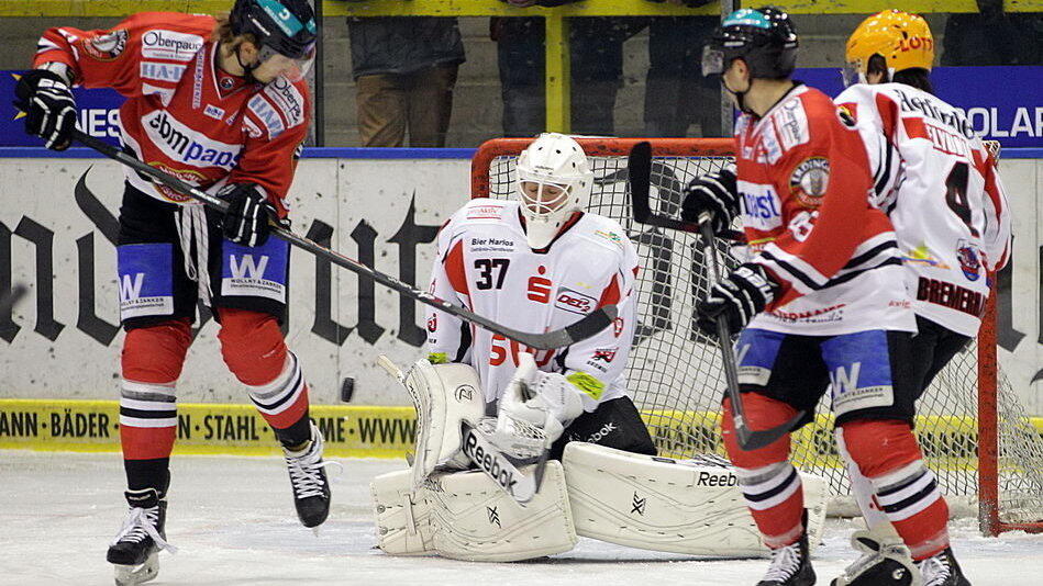 Mit 2:4 unterlag der EVL im Heimspiel den Fischtown Pinguins. (Foto: Georg Gerleigner)
