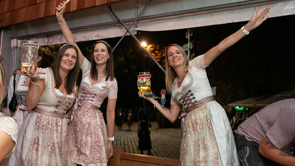 Die Partybilder vom Freitag, 15. August, aus dem Festzelt Weckmann. Die Partybilder vom Freitag, 15. August, aus dem Festzelt Weckmann.