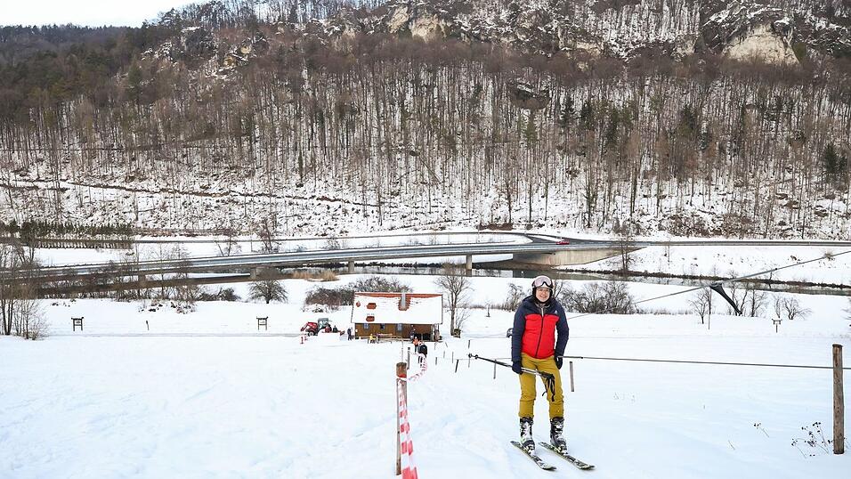 Skifahren? Geht auch in der Fränkischen Schweiz. Sofern genug Schnee fällt. Skifahren? Geht auch in der Fränkischen Schweiz. Sofern genug Schnee fällt.