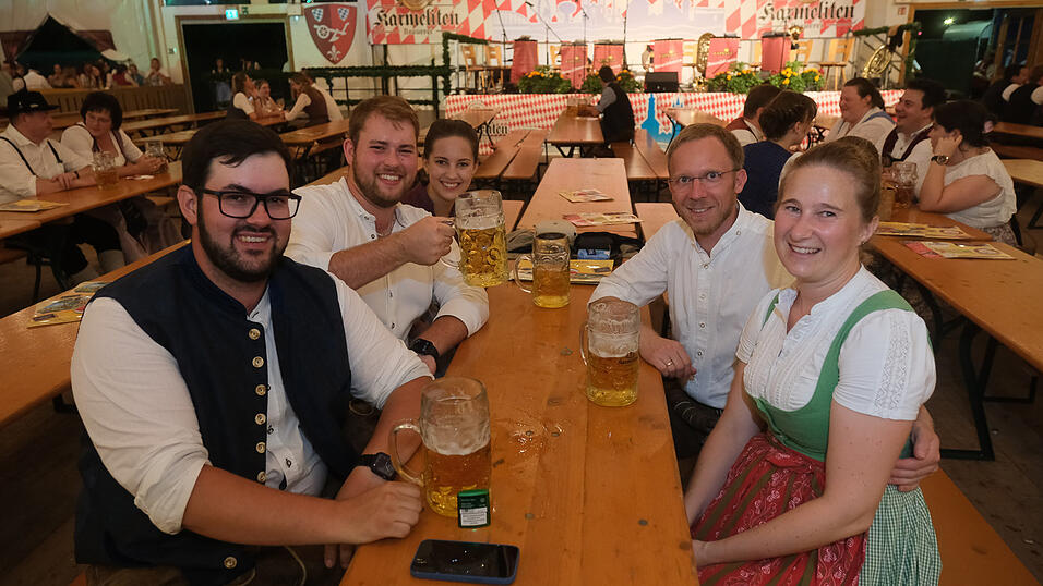 Die Partybilder vom Dienstag, 15. August 2023, aus dem Festzelt Greindl. Die Partybilder vom Dienstag, 15. August 2023, aus dem Festzelt Greindl.