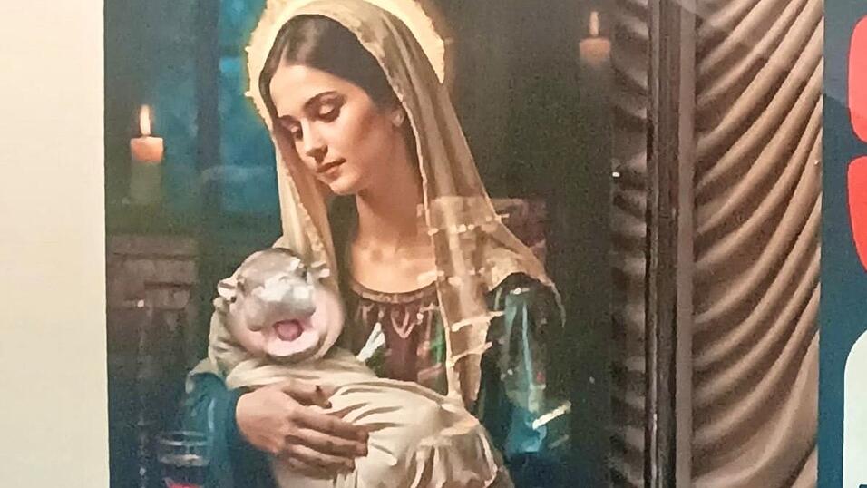 Bizarre Euphorie: Maria mit dem Hippo-Kind - solche Bilder sind derzeit in Schaufenstern zu sehen.