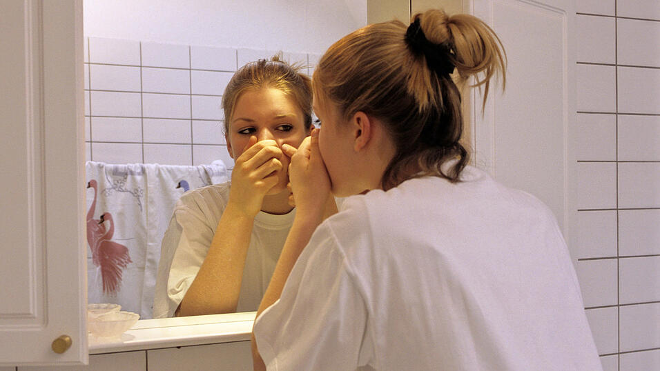 Rumdr&uuml;cken macht es nur noch schlimmer und Narben k&ouml;nnen die Folge sein.