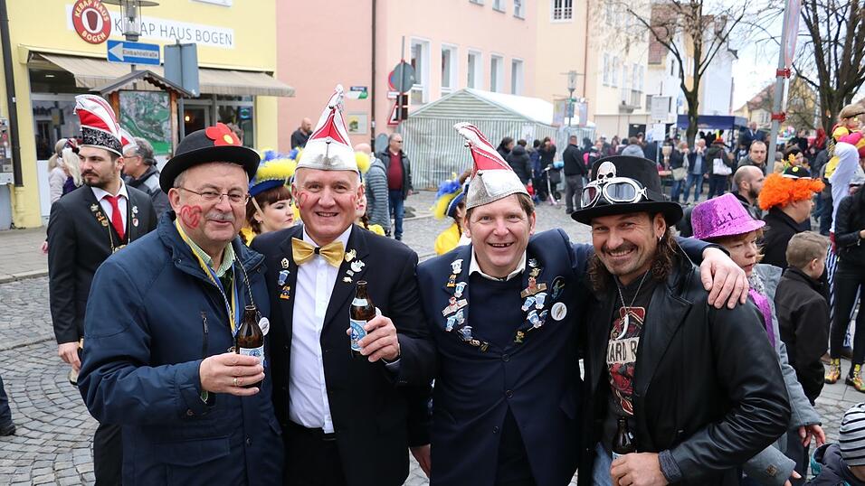 Die schönsten Bilder von den Faschingsumzügen in Bogen aus den vergangenen Jahren Die schönsten Bilder von den Faschingsumzügen in Bogen aus den vergangenen Jahren