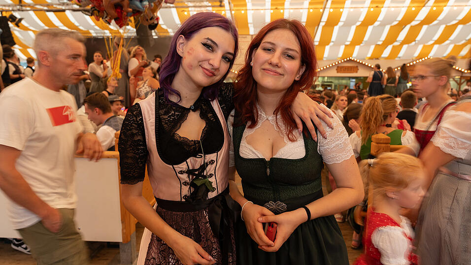 Die Partybilder vom Mittwoch, 14. August 2024, aus dem Festzelt Nothaft. Die Partybilder vom Mittwoch, 14. August 2024, aus dem Festzelt Nothaft.