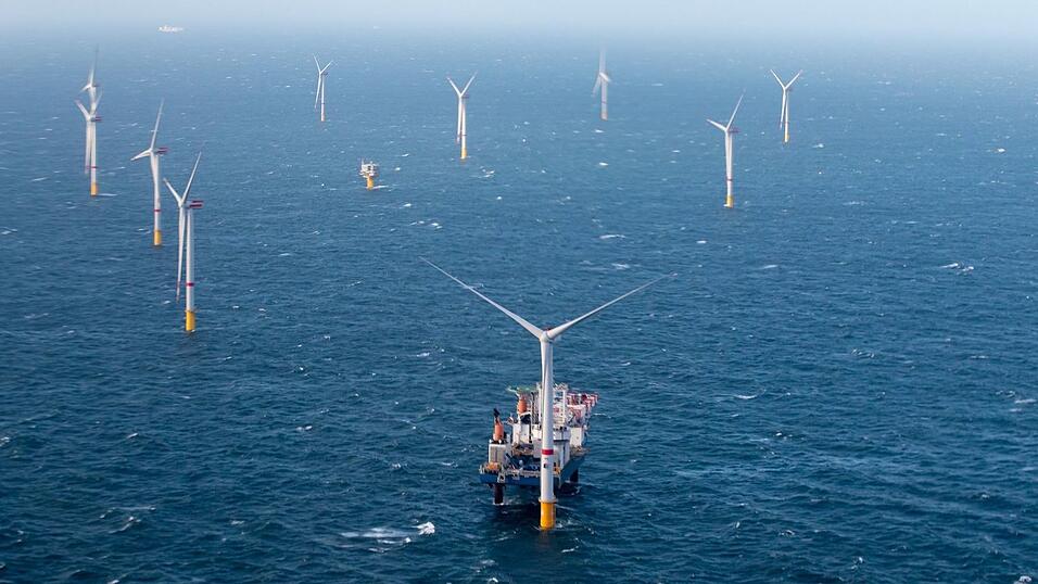 Die Windr&auml;der in der Nord- und Ostsee weisen inzwischen eine Leistung von 10,2 Gigawatt auf. (Archivbild)