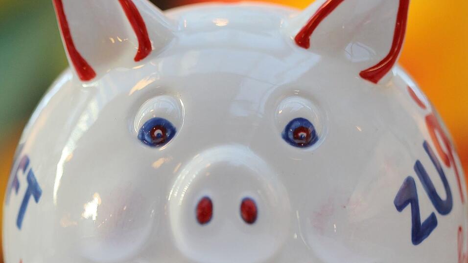 Das sprichw&ouml;rtliche Sparschwein zahlt gar keine Zinsen. Doch auch bei den Banken sind die Ertr&auml;ge des angelegten Gelds unterschiedlich hoch. (Symbolbild)