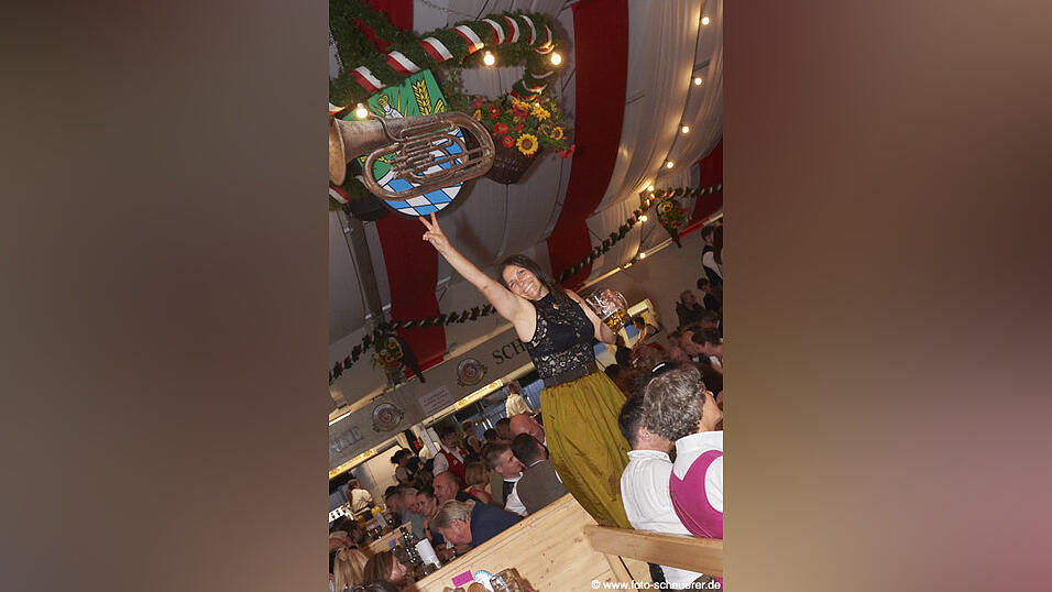 Die Partybilder vom Freitag, 8. August, aus dem Festzelt Lechner. Die Partybilder vom Freitag, 8. August, aus dem Festzelt Lechner.