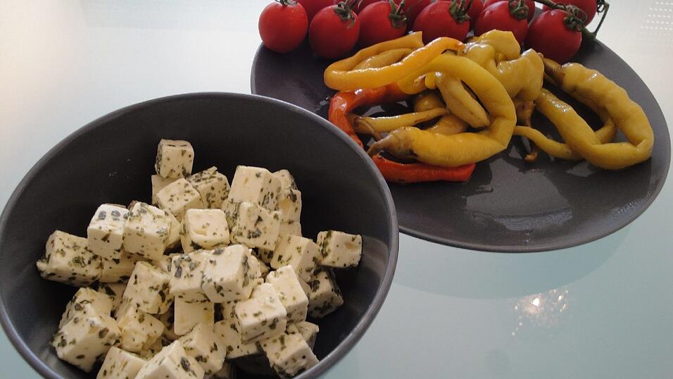 Gedünstetes Gemüse mit Feta
