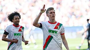 Anton Kade l&auml;sst die Augsburger jubeln.