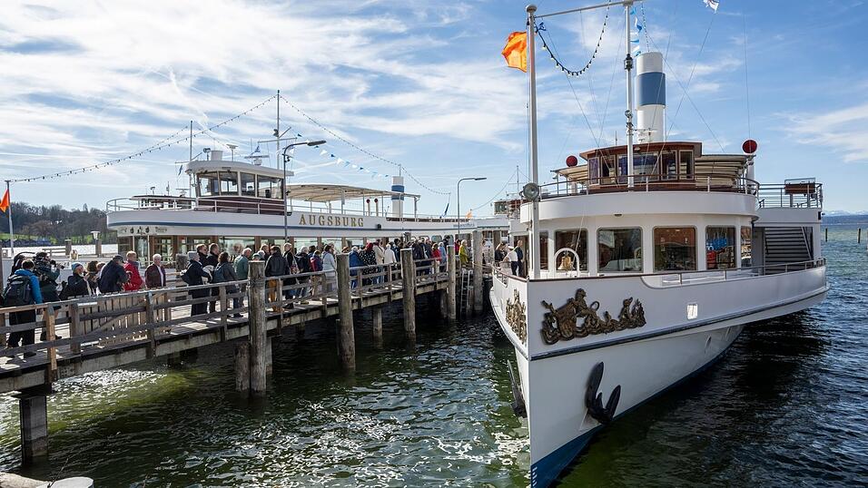An den Stegen herrscht zum Saisonstart reger Andrang.