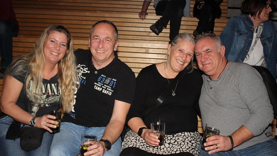 Auf der Eskara &Uuml;30-Party in Essenbach war wieder viel los.