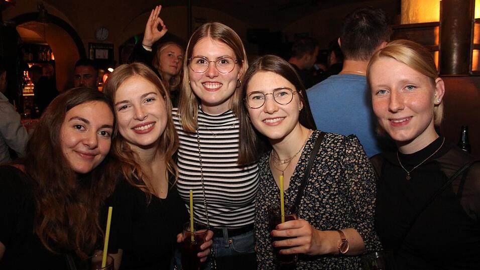 So wurde am Samstag, 23. Oktober, im Beatschuppen in Landshut gefeiert - die Partybilder. So wurde am Samstag, 23. Oktober, im Beatschuppen in Landshut gefeiert - die Partybilder.