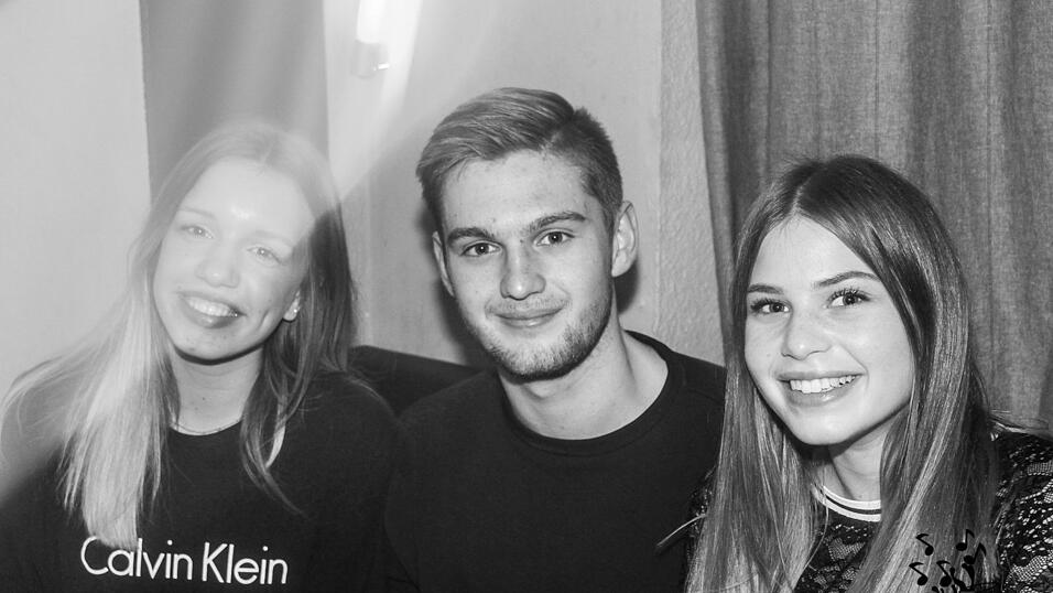 Beste Stimmung am Wochenende im Never Loose in Straubing.