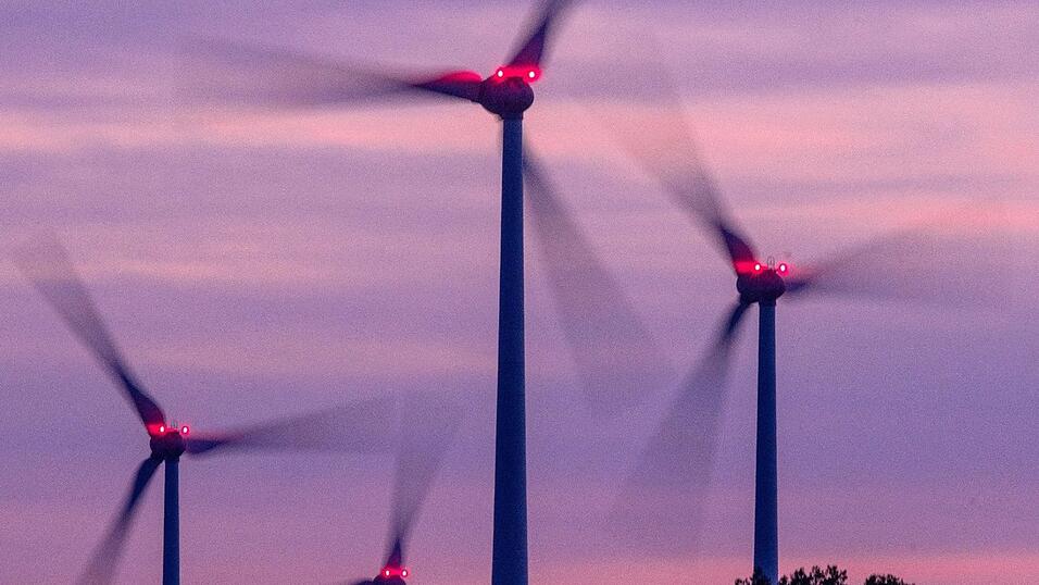 Der bayerische Landtag hat das Ende der 10-H-Regelung beschlossen. Der bayerische Landtag hat das Ende der 10-H-Regelung beschlossen.