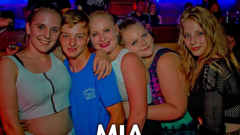 Beste Stimmung auf der Oberstufenparty im Mia Nightclub in Cham. Beste Stimmung auf der Oberstufenparty im Mia Nightclub in Cham.